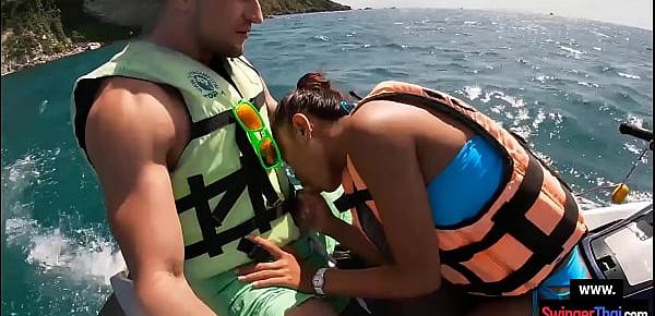  Amateur Thai girlfriend gives him a blowjob in public